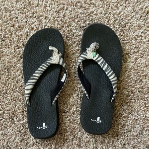 Sanuk Flip Flops